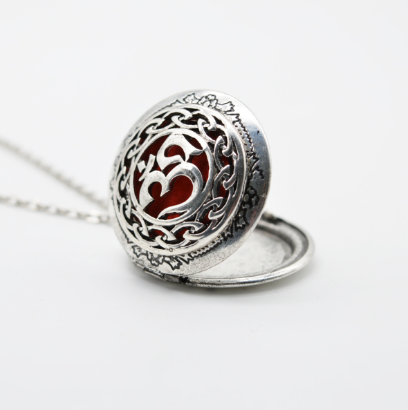Yoga - Om Antique Charm Necklace Essential Oil Diffuser